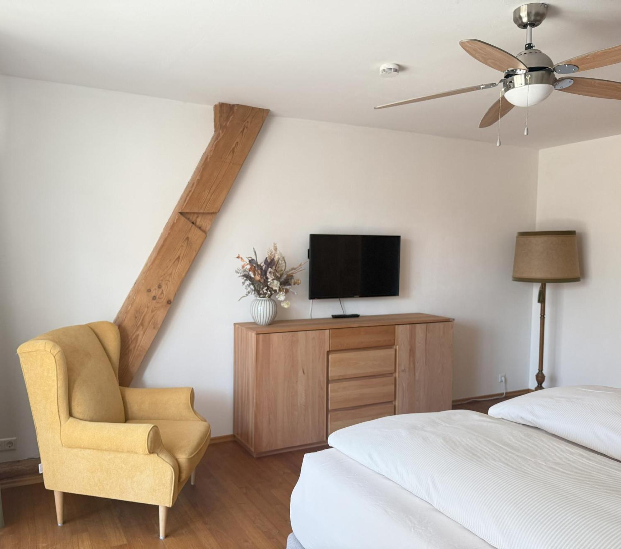 Fe Wo Brunnen - 120 Qm - Ruhige Lage - Viel Natur- Komfortabel - Grosser Balkon Und Garten Мемминген Экстерьер фото